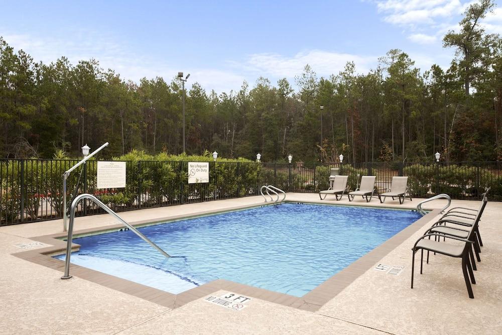 Hampton Inn & Suites Conroe - I-45 North photo 20