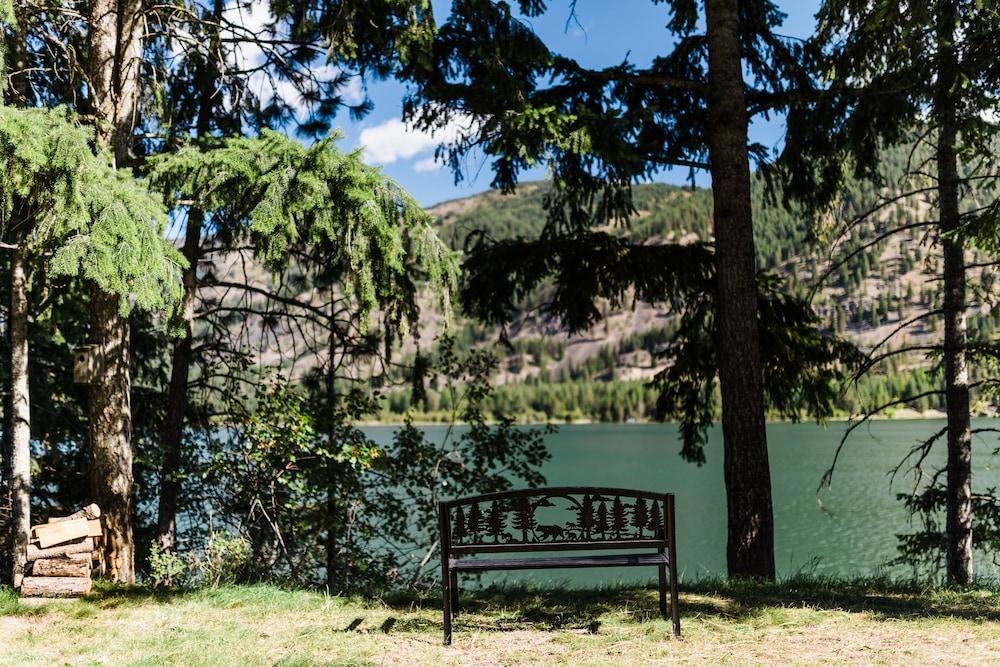 Lakeside Resort and Motel photo 60