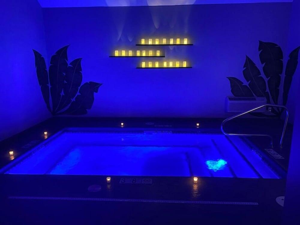 Belamere Swimming Pool Suites photo 2