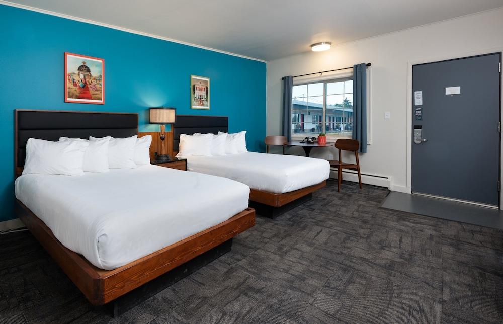 The Sapphire Motel photo 29