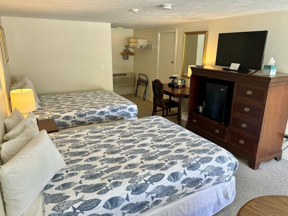 Craigville Beach Inn photo 11