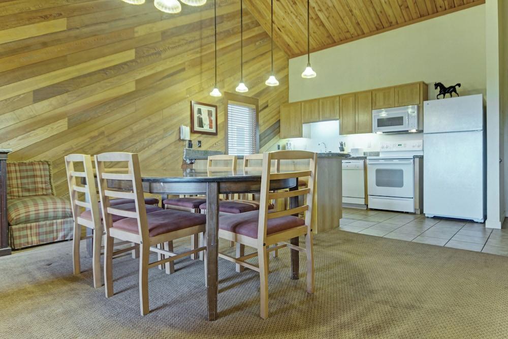 Seventh Mountain Resort photo 16