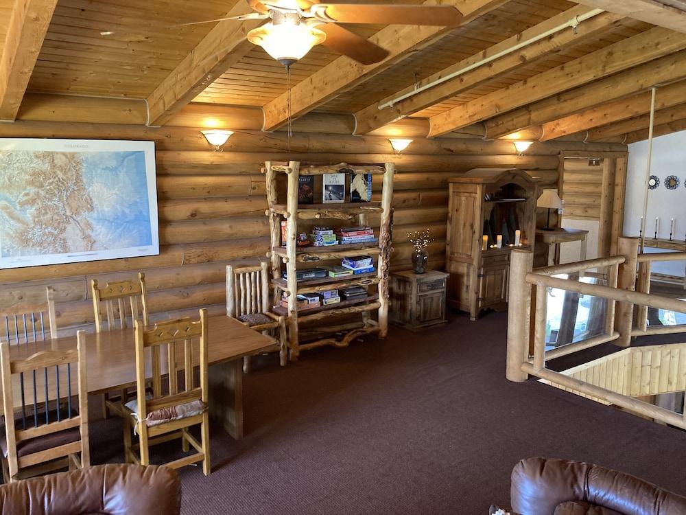 The Boulder Creek Lodge photo 3