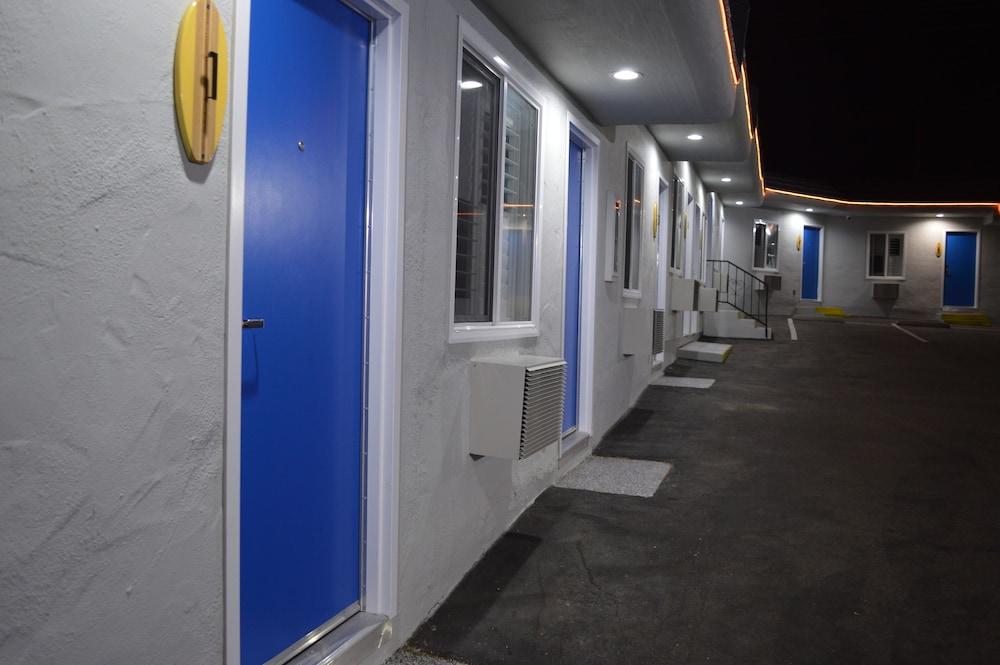 Calafia Inn photo 13