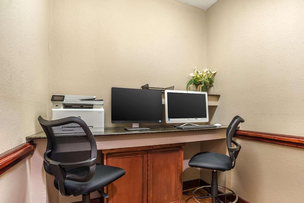 Best Western Plus Circle Inn photo 33