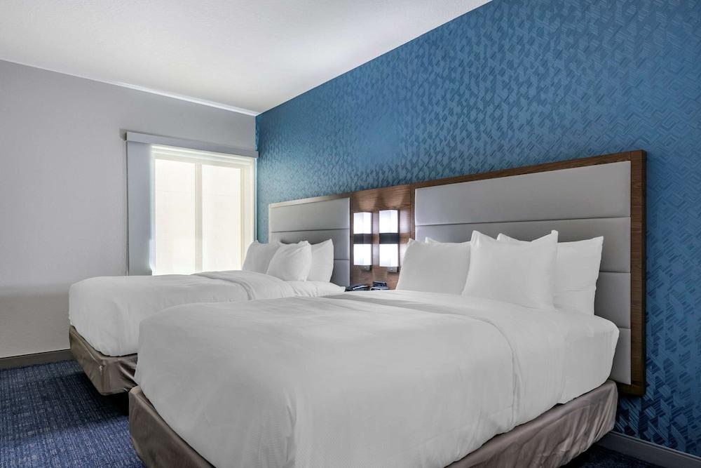 Comfort Suites Gainesville near University photo 17
