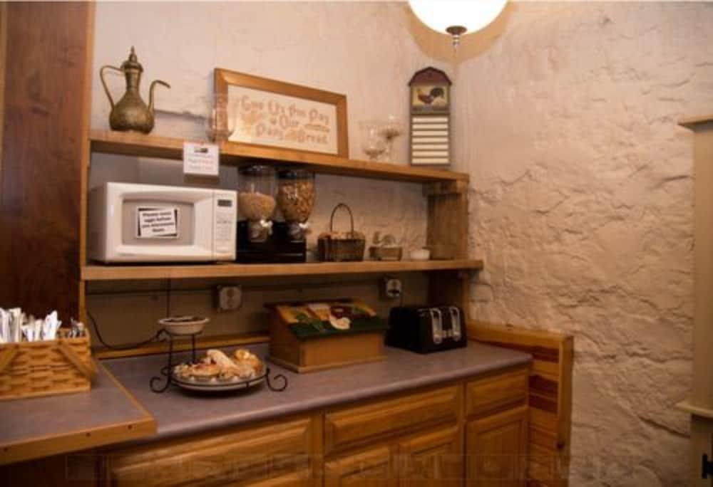 Stone Mill Hotel & Suites photo 99