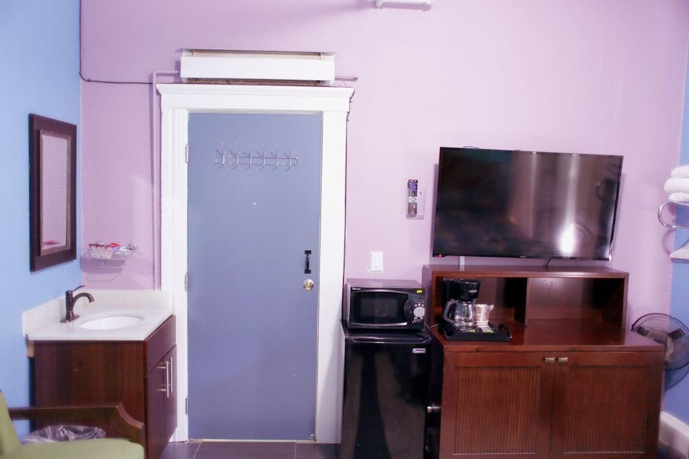 Oak Hotel photo 17