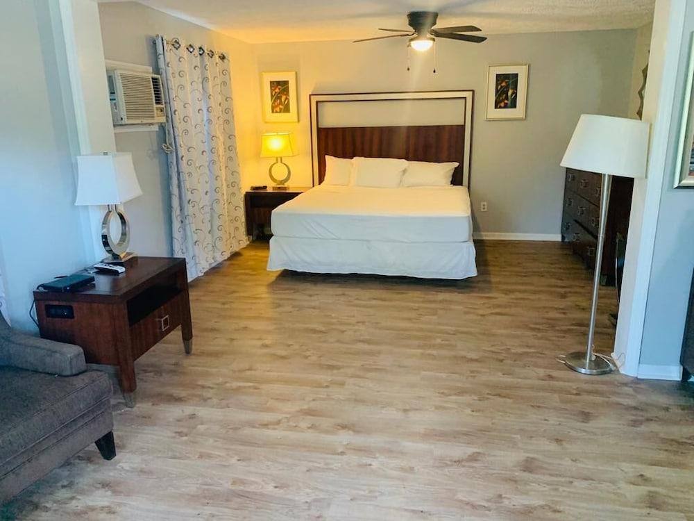 Ocean One Inn photo 11