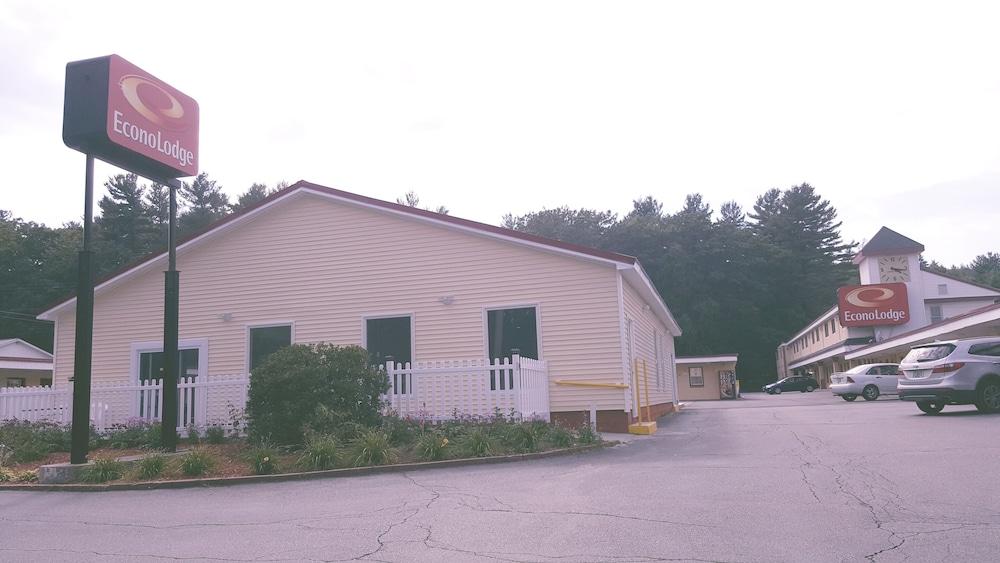 Econo Lodge Brattleboro South photo 4