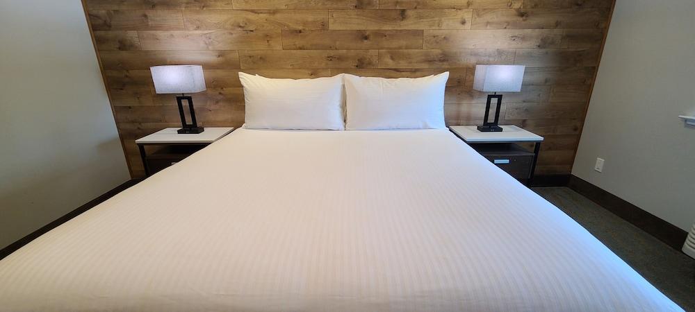 The Row Hotel, BW Signature Collection photo 13