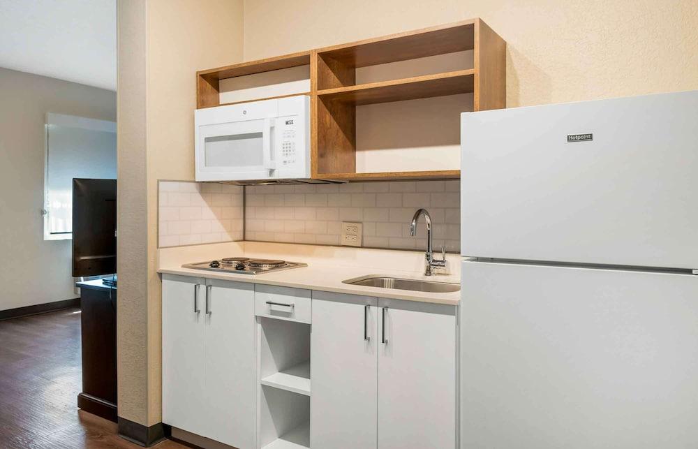 Extended Stay America Premier Suites Ft Lauderdale CypressCk photo 21