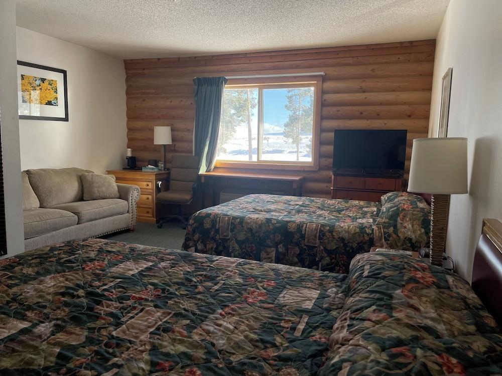 Bear Lodge Resort photo 4