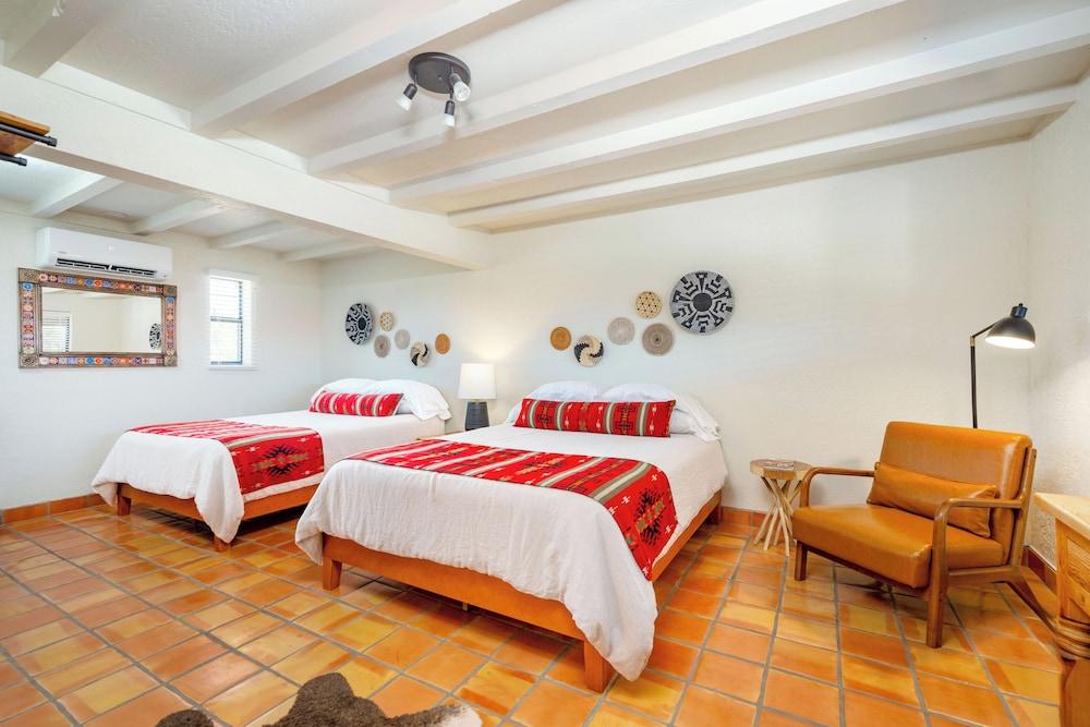 Pecos Trail Inn photo 13