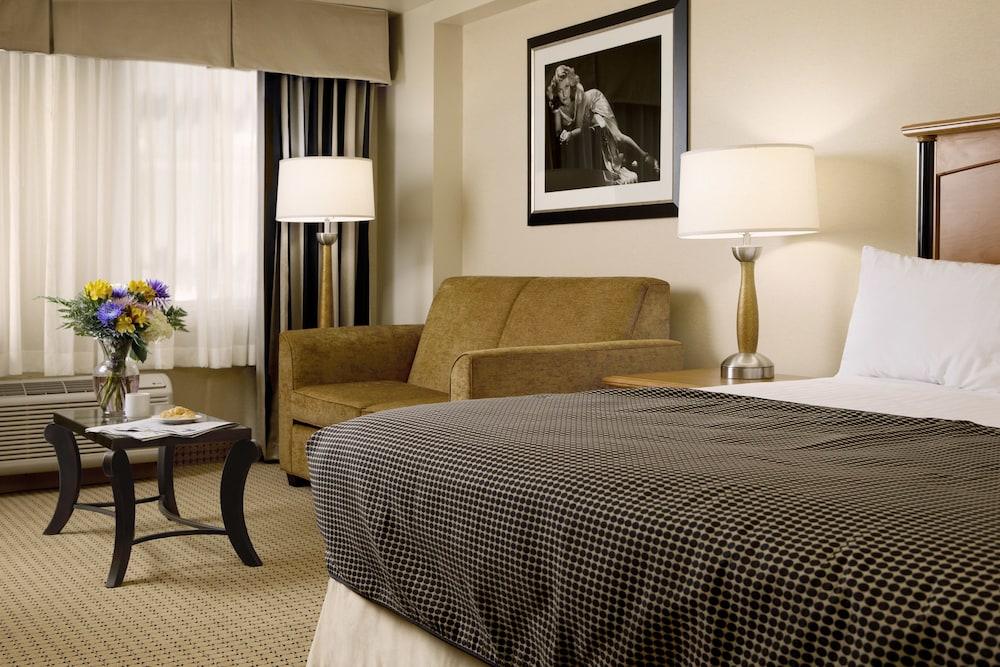 Hollywood Casino & Hotel photo 4