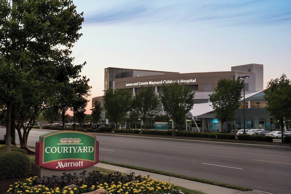 Courtyard Marriott Greenville photo 37