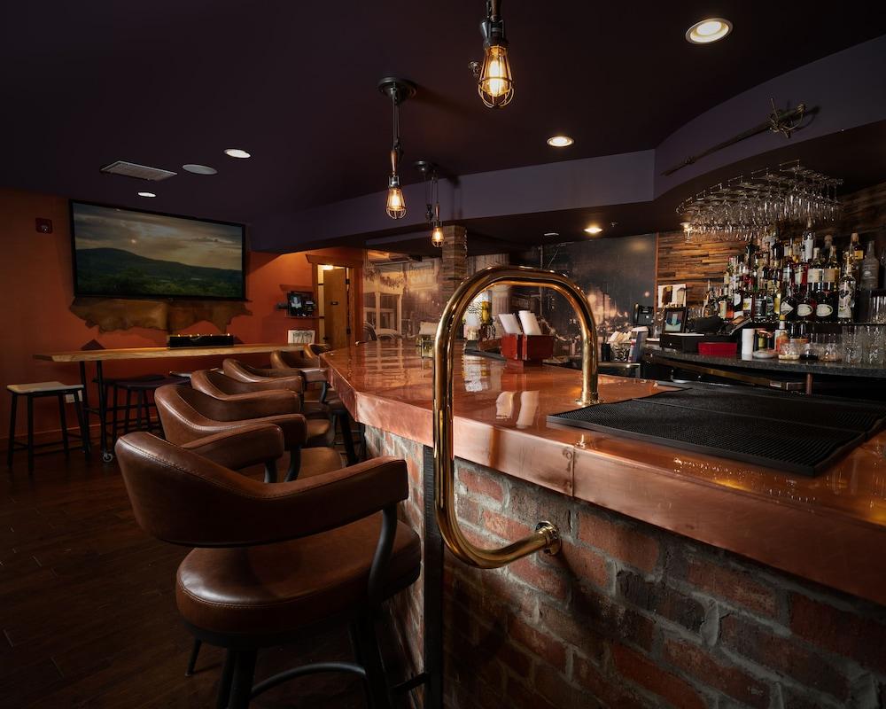 The Horton Hotel and Rooftop Lounge photo 40