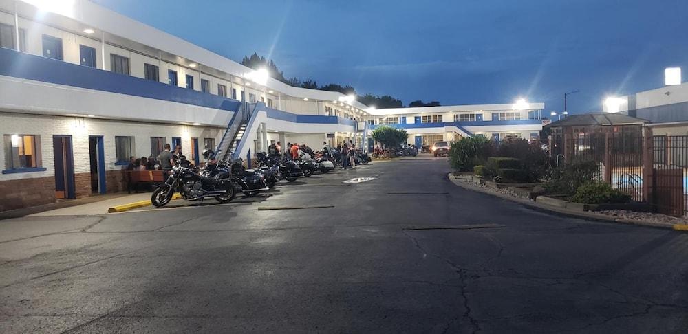 Motel 6 Canon City, CO photo 39