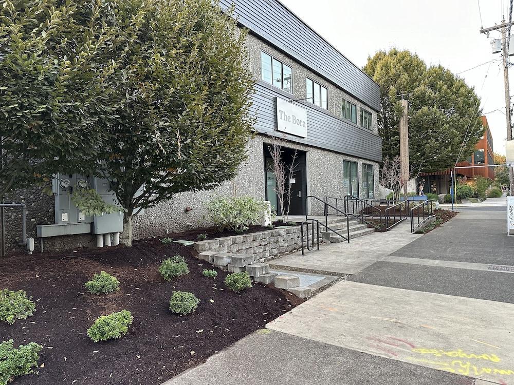 Violet Suites PDX photo 63