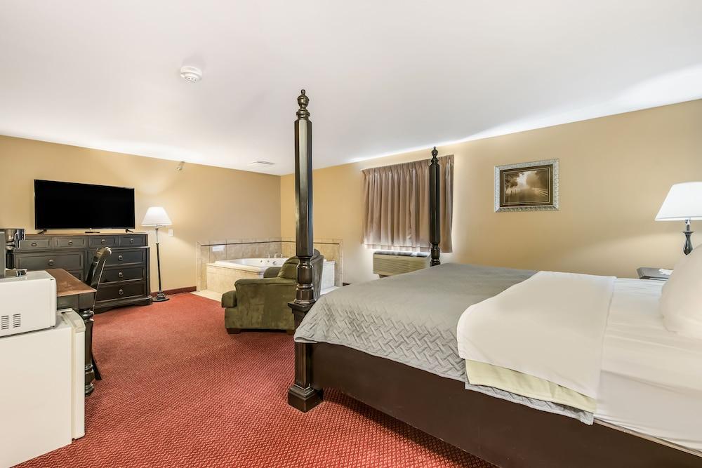 Econo Lodge Rice Lake photo 23