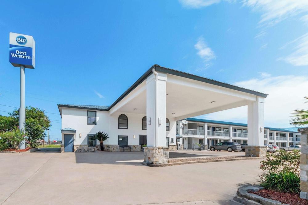 Best Western George West Executive Inn photo 26
