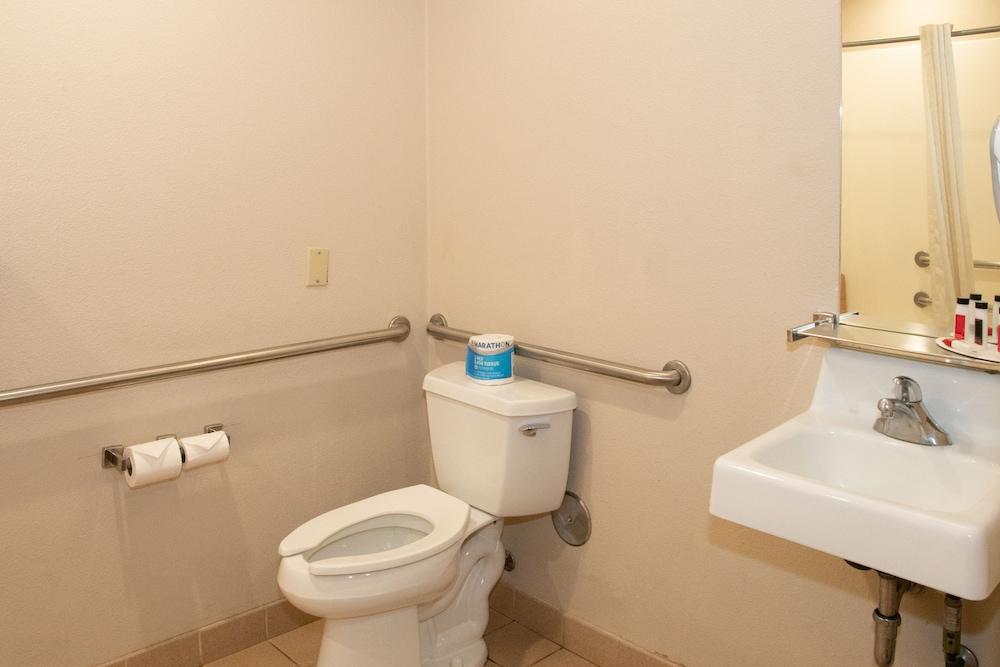 Microtel Inn & Suites by Wyndham Lodi/North Stockton photo 27