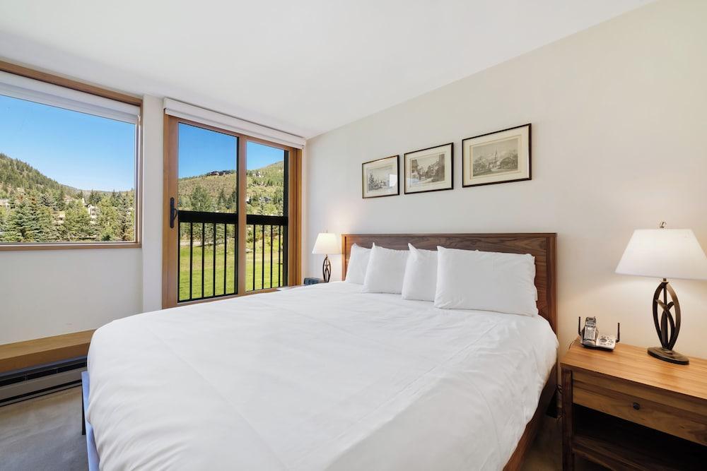 The Vail Spa Condominiums photo 97