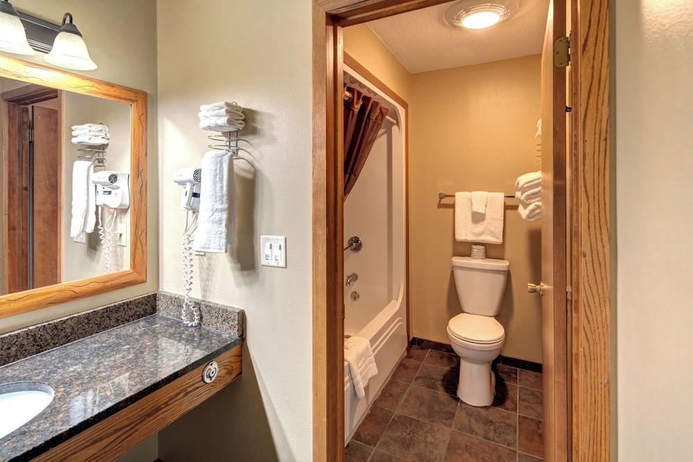 Rock Crest Lodge And Cabins photo 36