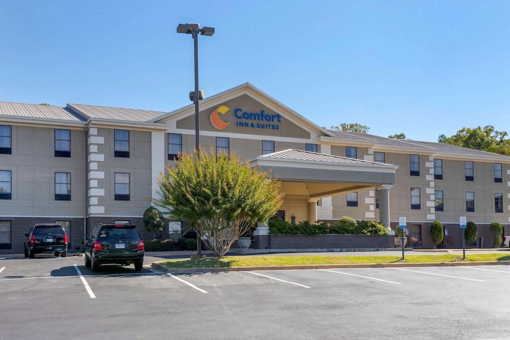 Comfort Inn & Suites Hot Springs Midtown photo 1