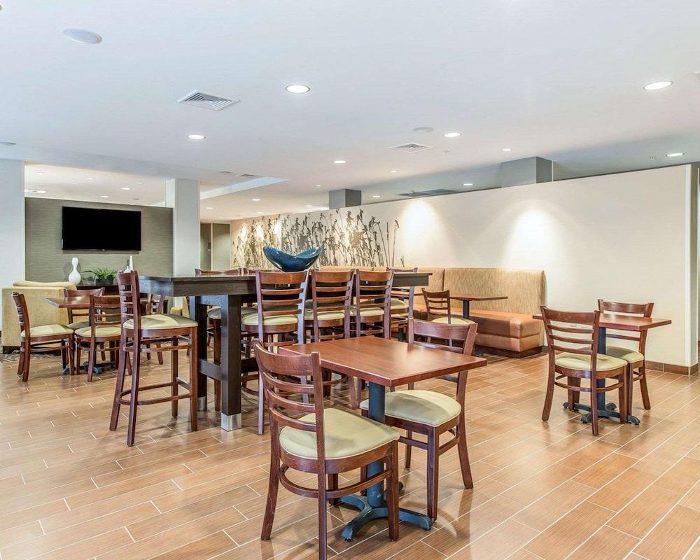 Sleep Inn & Suites Jasper I-22 photo 22