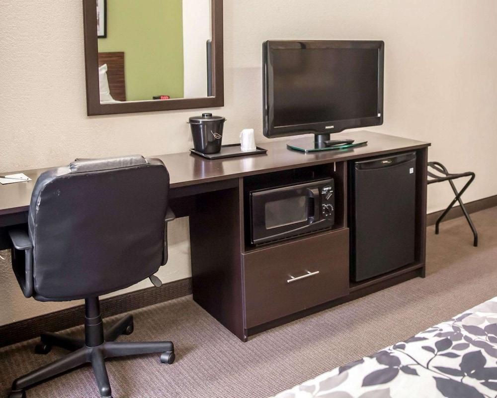 Sleep Inn & Suites photo 29