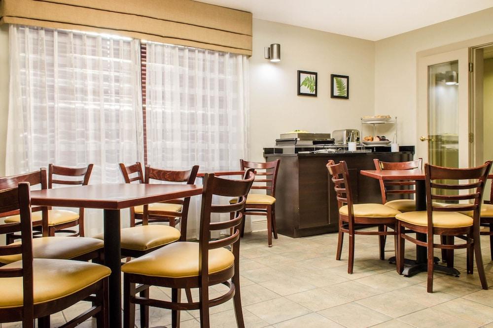 Sleep Inn & Suites Metairie - New Orleans West photo 29