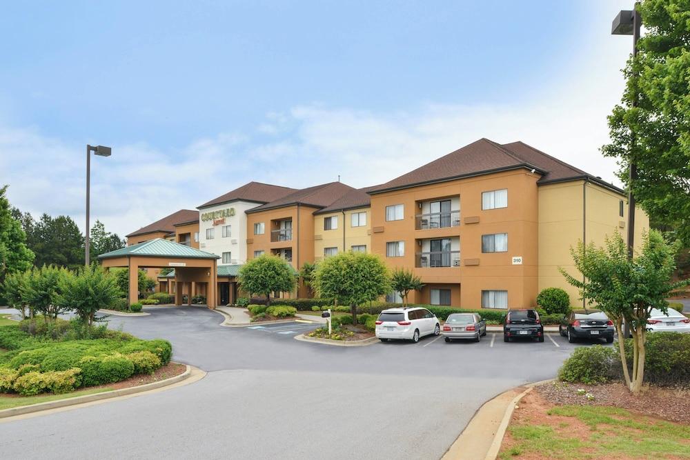 Courtyard Suwanee by Marriott photo 33