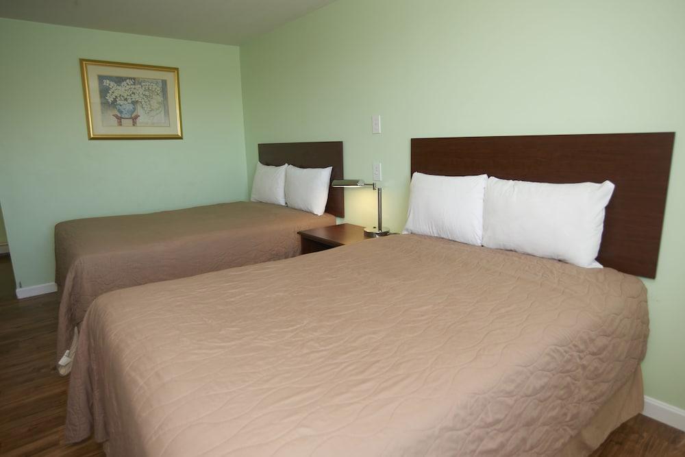 Marguerite Motel photo 17
