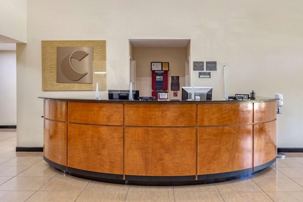 Comfort Suites Clayton - Garner photo 6