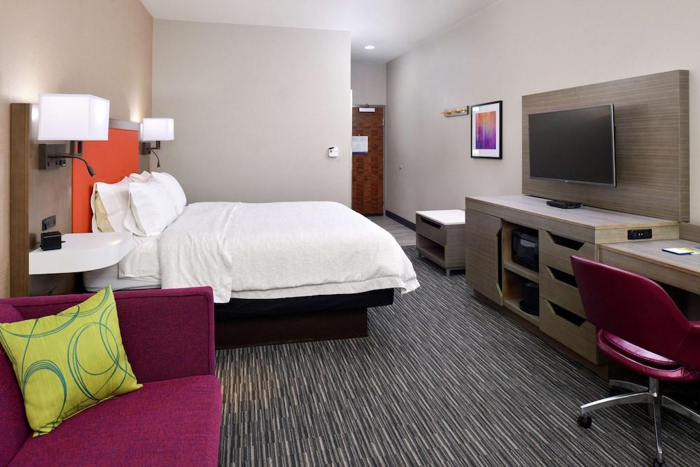 Hampton Inn Fort Stockton photo 8