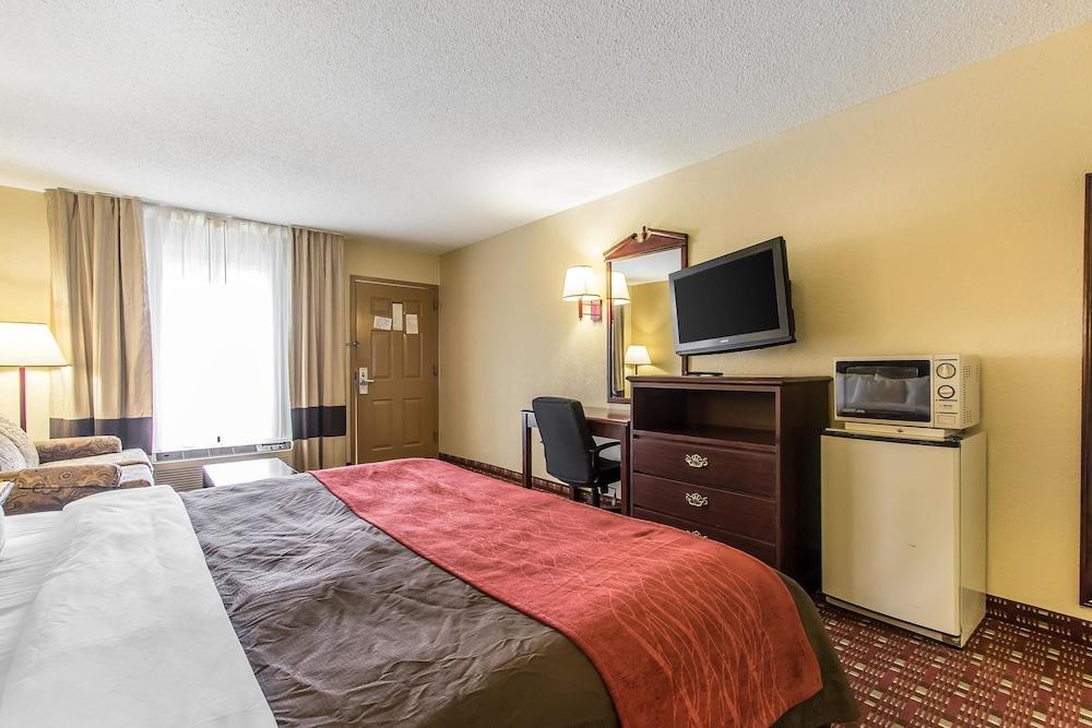 Quality Inn Andalusia photo 23