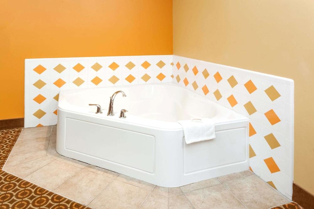 Microtel Inn & Suites by Wyndham South Bend/At Notre Dame Un photo 11