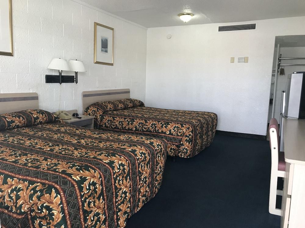 SuperLodge Motel photo 23