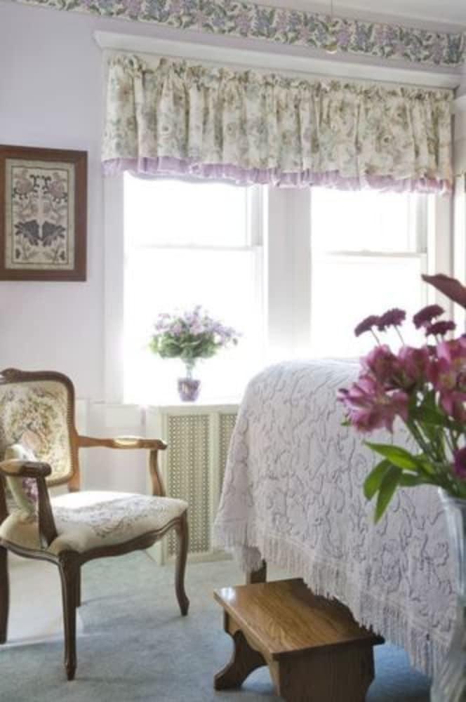 The Bayberry Inn photo 3