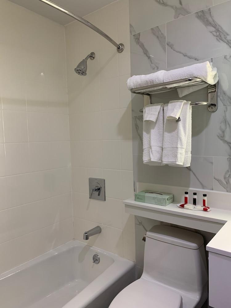 Voyage Hotel photo 17