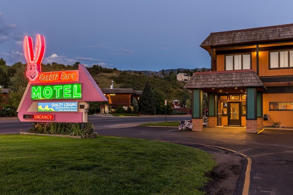 Rabbit Ears Motel photo 26