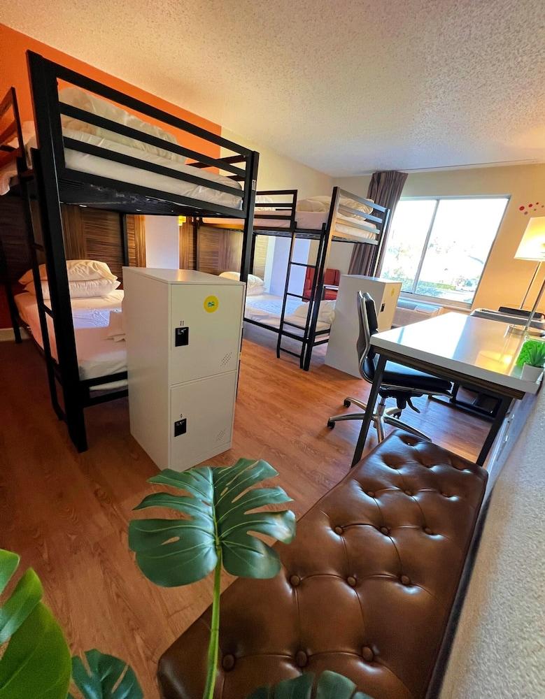 Bposhtels Charlotte - Hostel photo 5