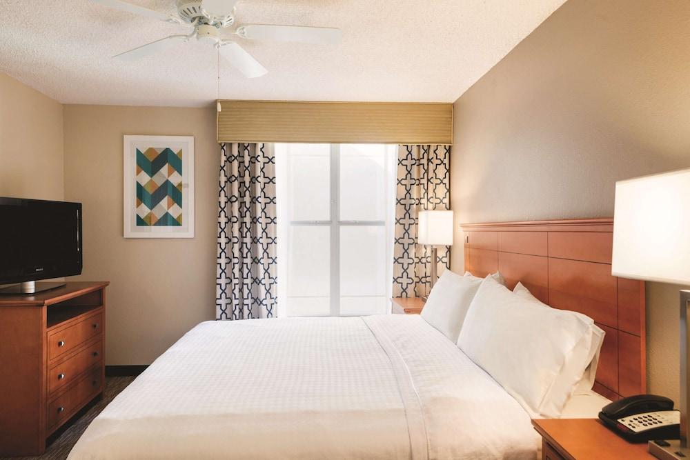 Homewood Suites by Hilton Orlando-International Drive/Convention Center photo 8