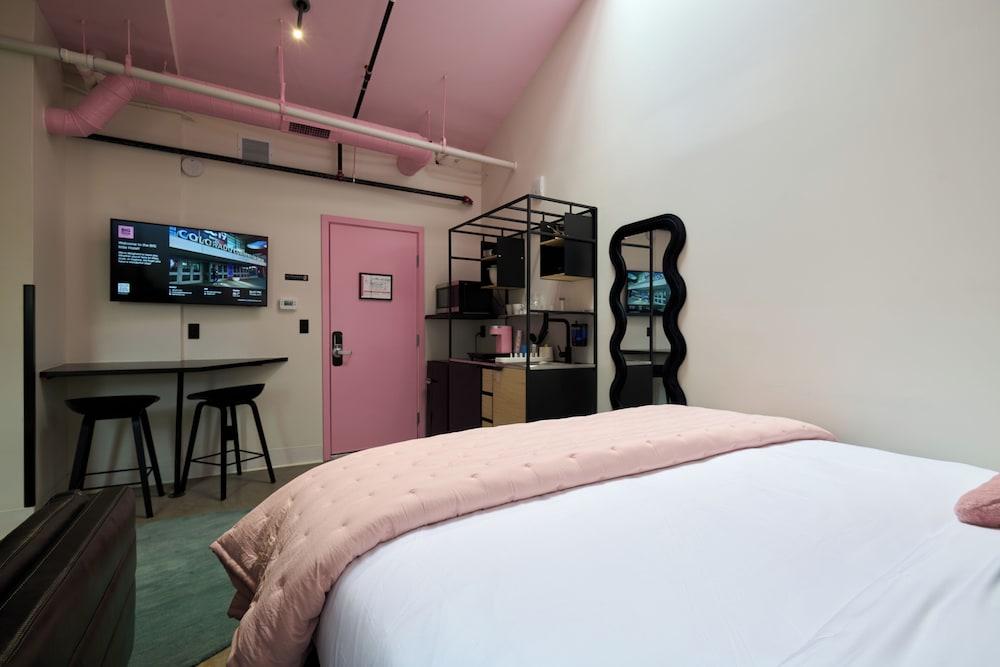 BIG LITTLE HOTEL photo 62