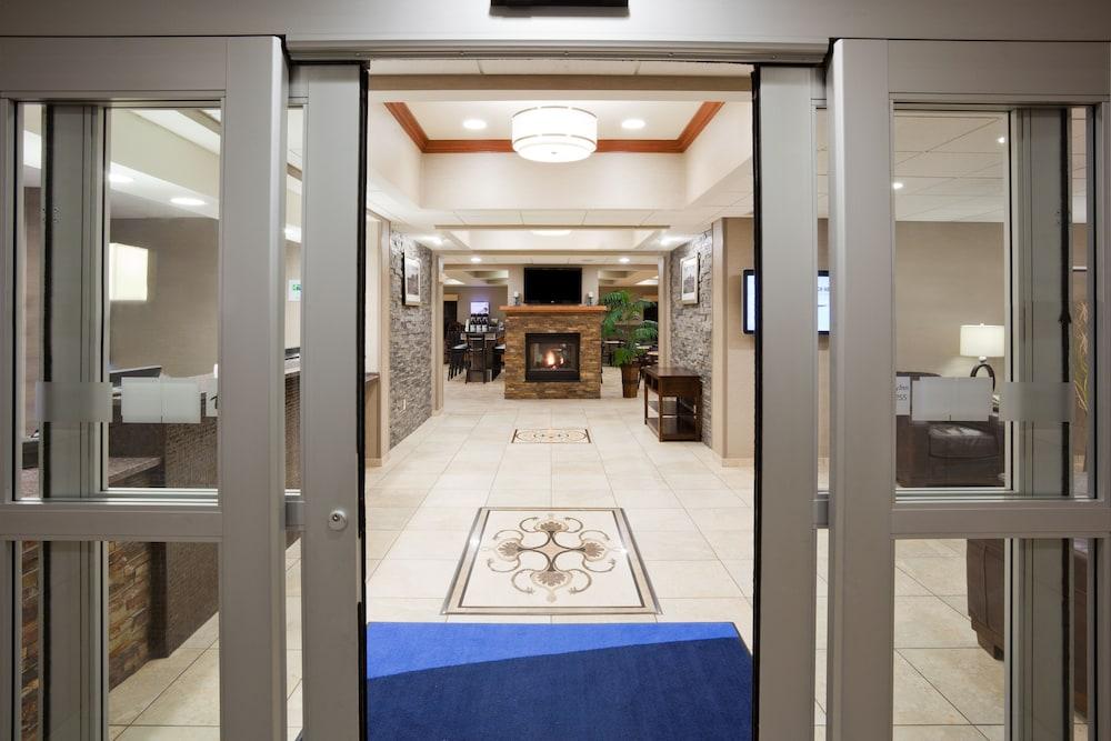 Holiday Inn Express & Suites Aberdeen by IHG photo 52