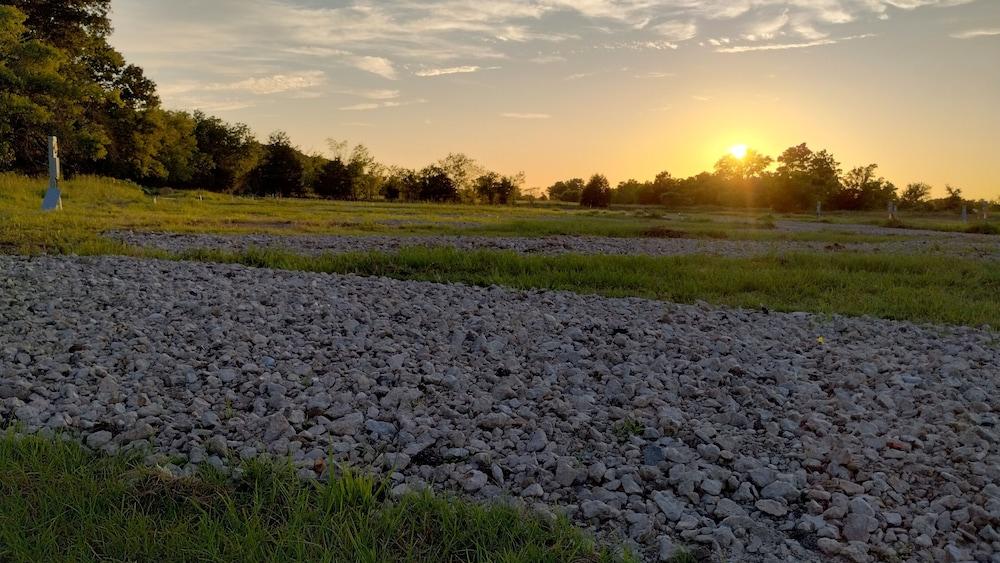 Summer Breeze RV Park photo 17