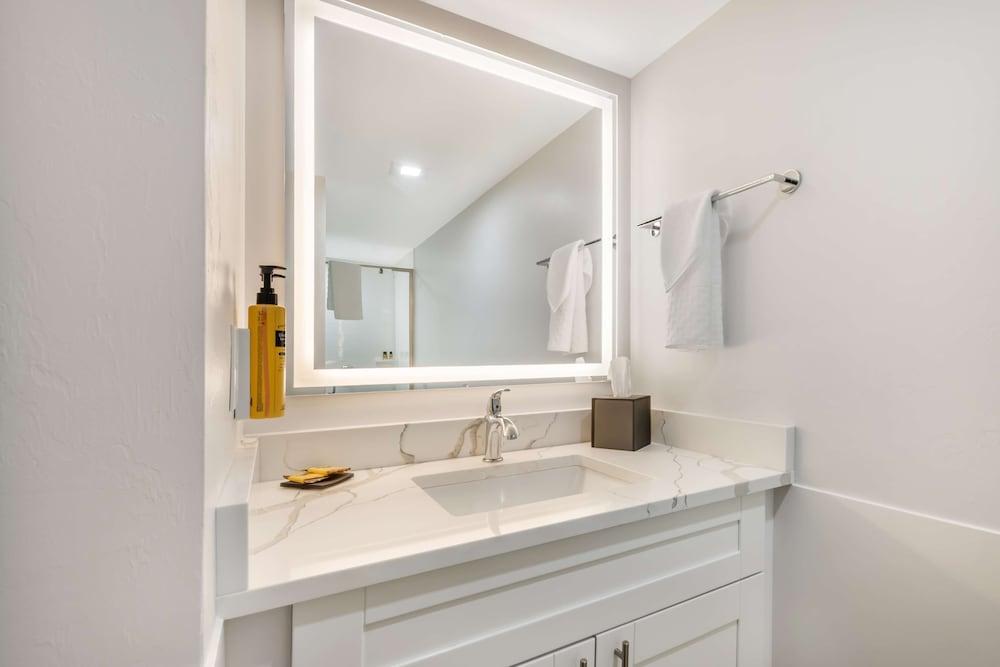 Best Western Plus Beach Resort photo 75