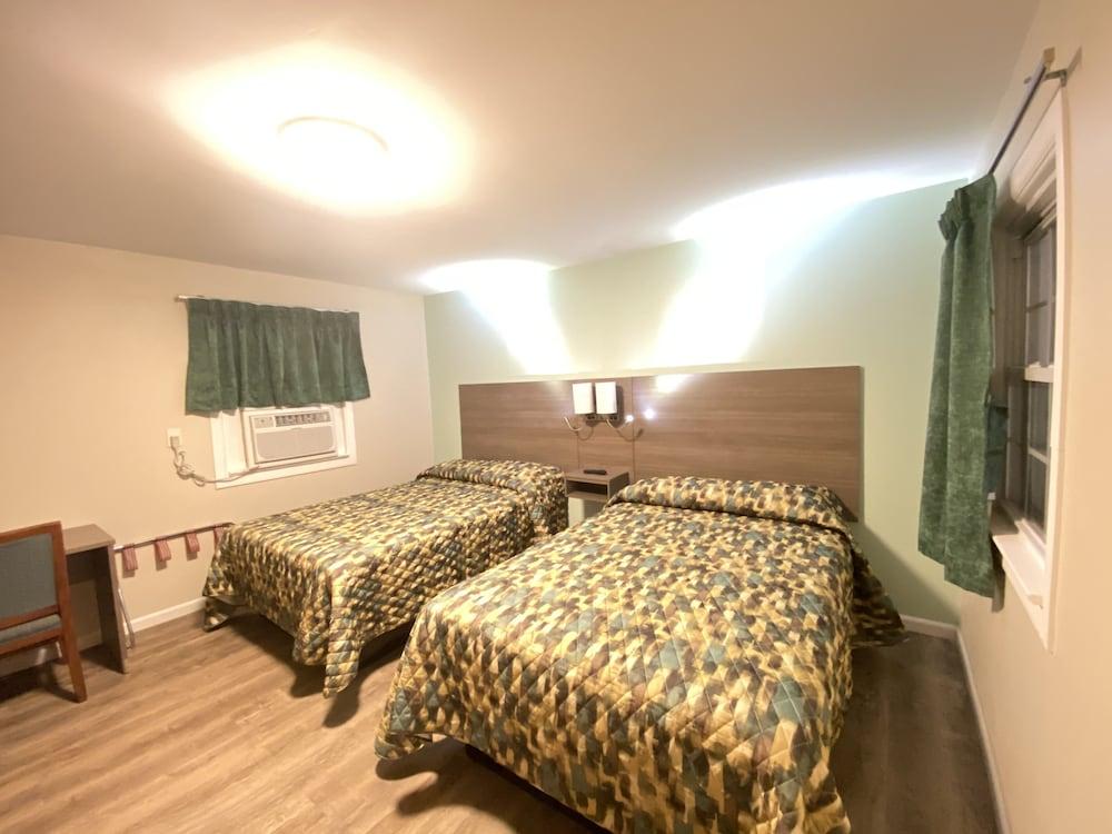 Sleepy Hollow Motel photo 14