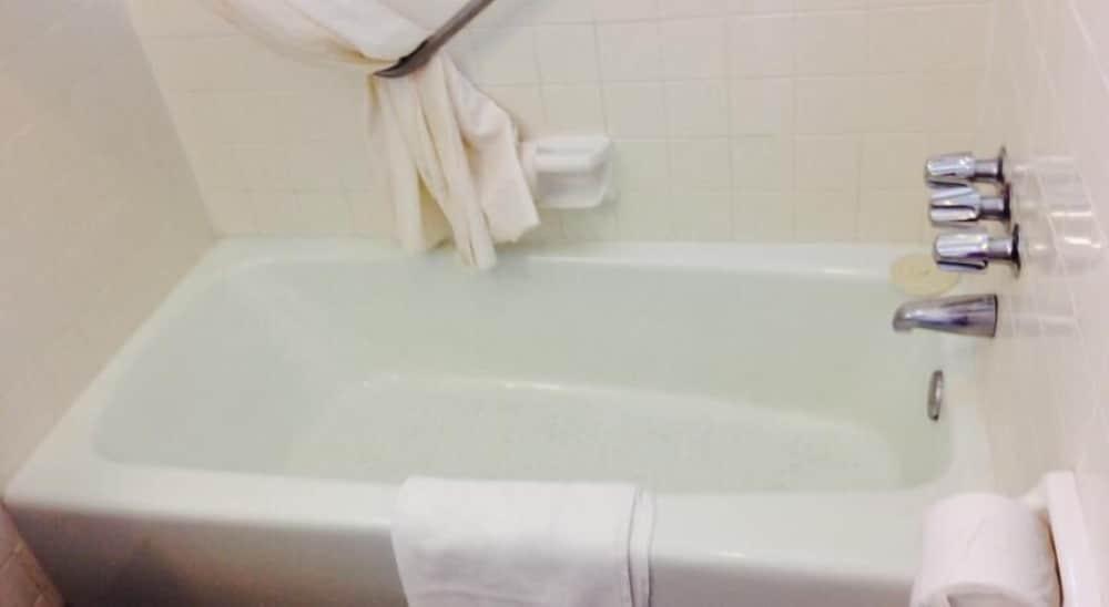 Amazon Motel photo 9